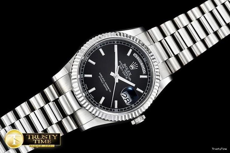 0524 RDD0215D – DayDate 36mm Chic 687